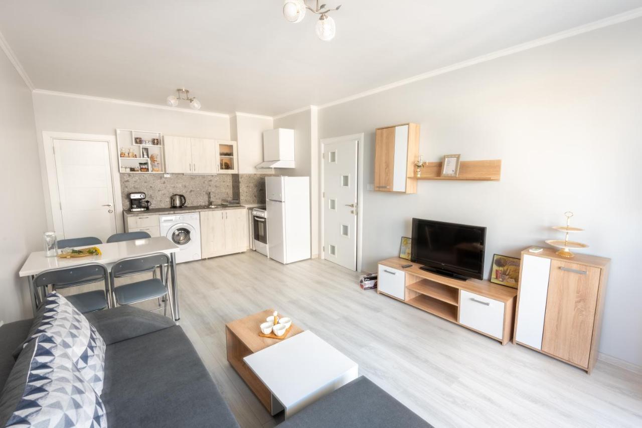Lovely 1Bed Apartment For 4 Guests & Free Parking Płowdiw Zewnętrze zdjęcie