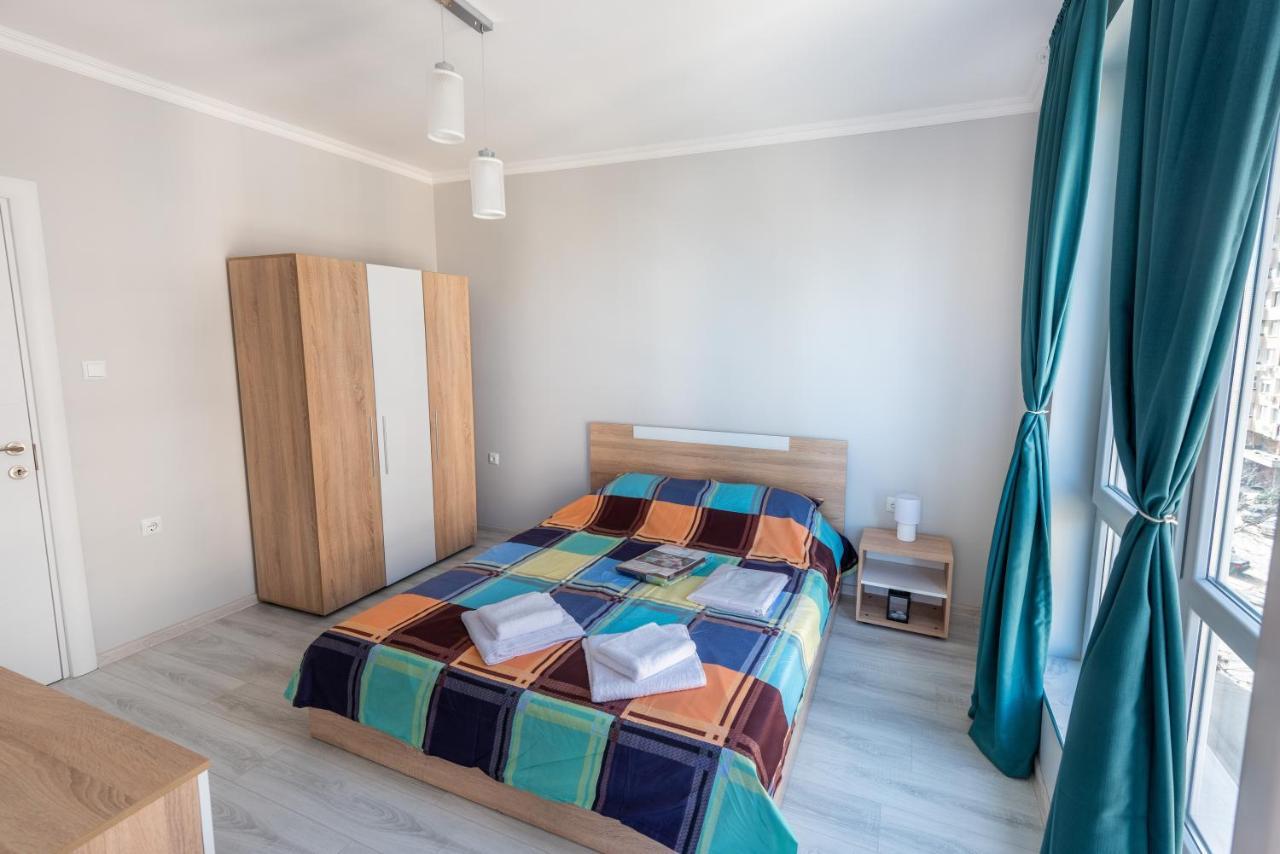 Lovely 1Bed Apartment For 4 Guests & Free Parking Płowdiw Zewnętrze zdjęcie