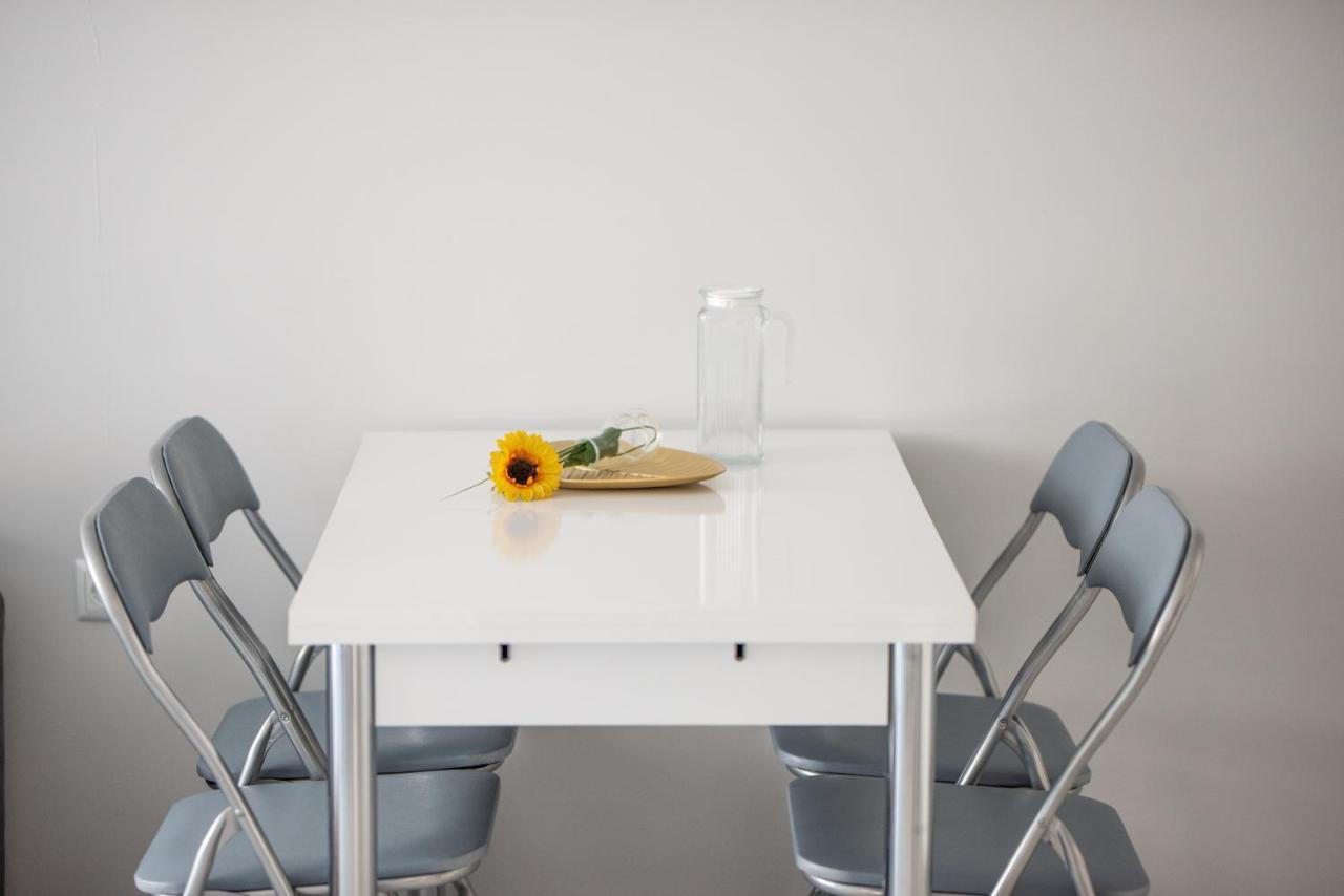 Lovely 1Bed Apartment For 4 Guests & Free Parking Płowdiw Zewnętrze zdjęcie